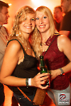 www_PhotoFloh_de_UE30-Party_DJUweDienes_AlmLandau_14_10_2023_104